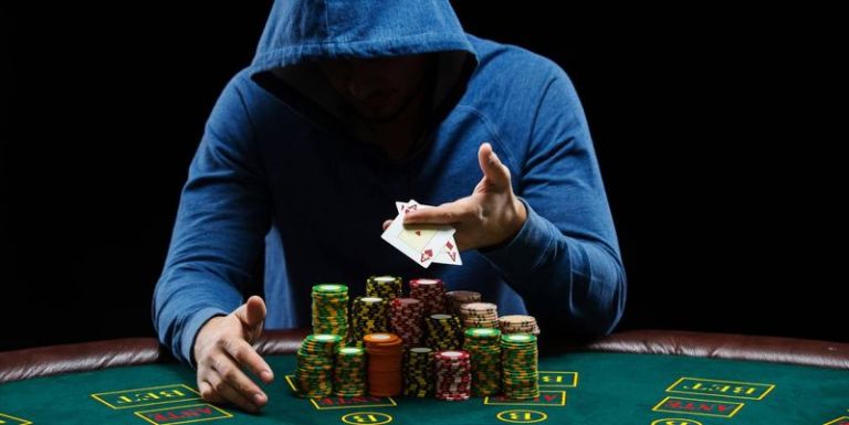 Một vài thuật ngữ được dùng để chỉ vị trí chơi trong Poker